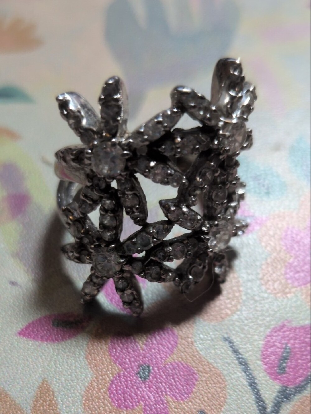 Silver Crystal Floral Cluster Ring - Women's Jewelry - Picture 3 of 5